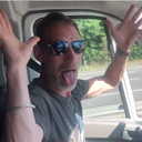 Michiel_Wetzer_rijdt_in_de_bus_20220518_0923.mp4
